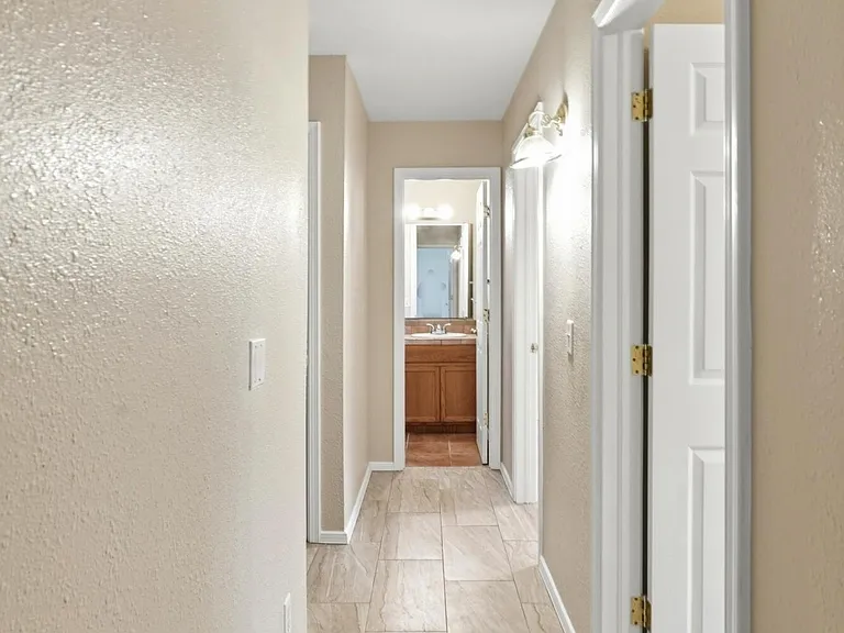 7536 Le Conte Dr — Photo 28