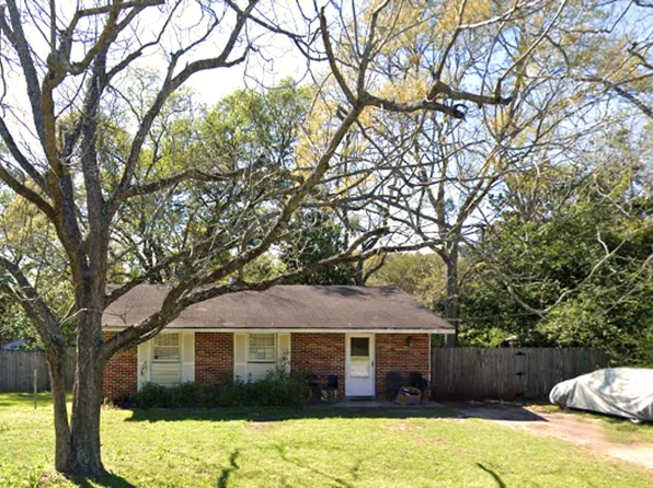1213 Skipper Dr, Mobile, AL 36608