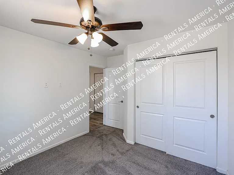 11862 N 79th Dr — Photo 24