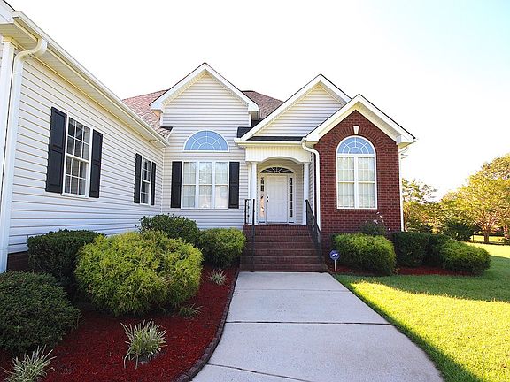 4th image of 2202 Granville Dr