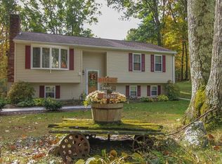 411 Thayer Rd, Hardwick, MA 01082