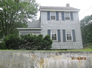 65 W Main St, Alloway, NJ 08001