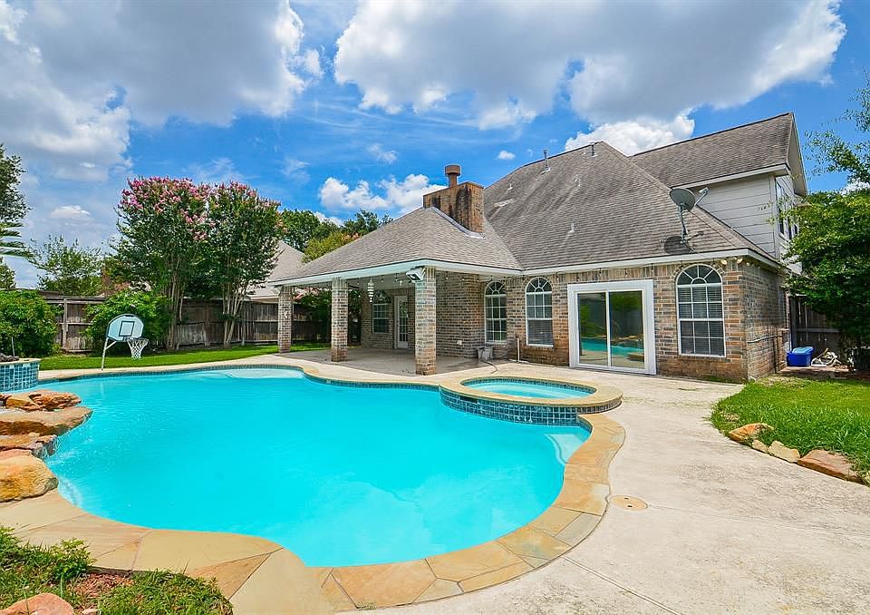 1st image of 19714 Creekshore Dr