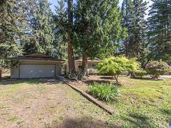 2nd image of 123 Forest Ridge Dr