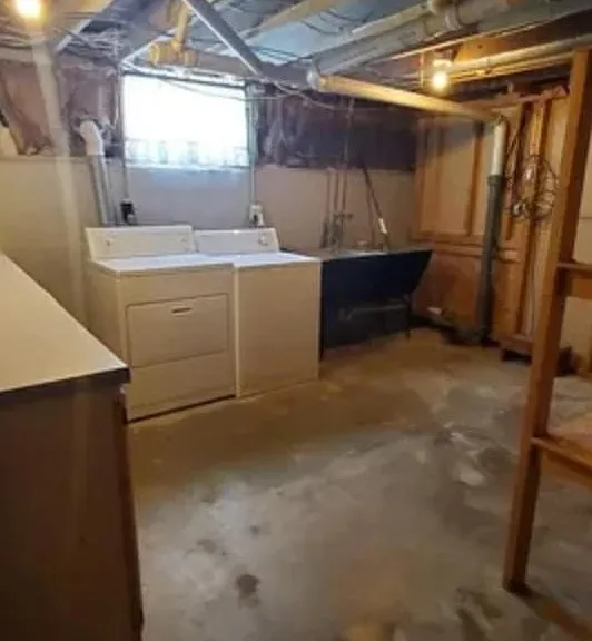 2744 Dwight Ave — Photo 23