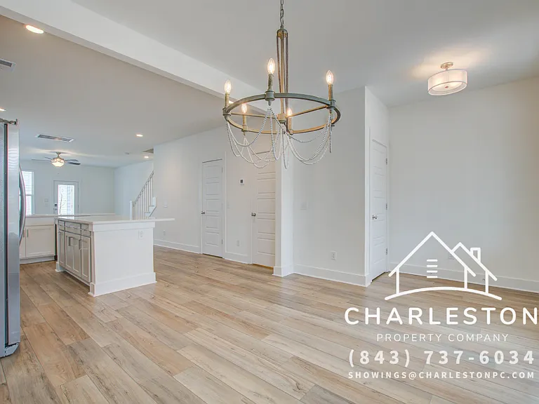 234 Symphony Ave — Photo 2