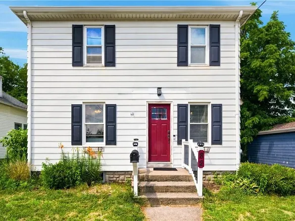 82 Dyer Ave, Riverside, RI 02915