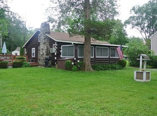 10 Pinecliff Lake Dr, West Milford, NJ