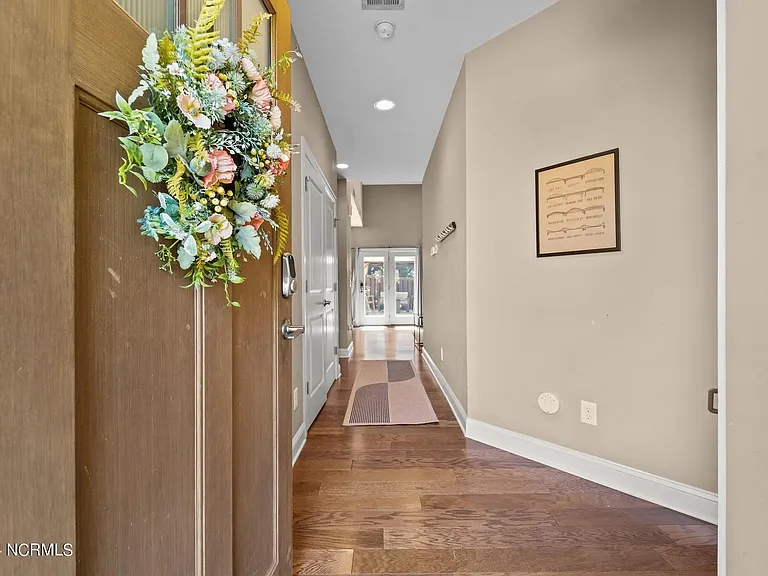 177 Pinebranch Ct — Photo 3