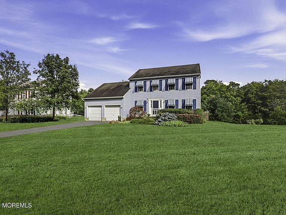 3rd image of 7 Dove Mill Cres