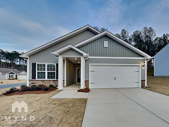 304 New Villas St, Angier, NC