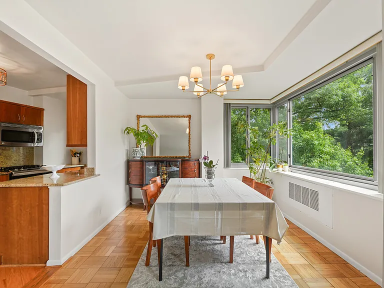 4200 Cathedral Ave NW #614 — Photo 7