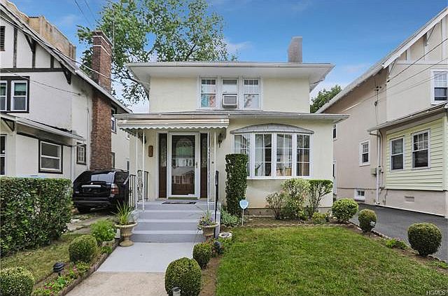 1st image of 204 Brookside Ave