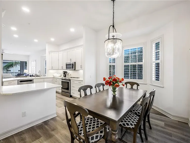 837 Sailaway Ln #204 — Photo 7