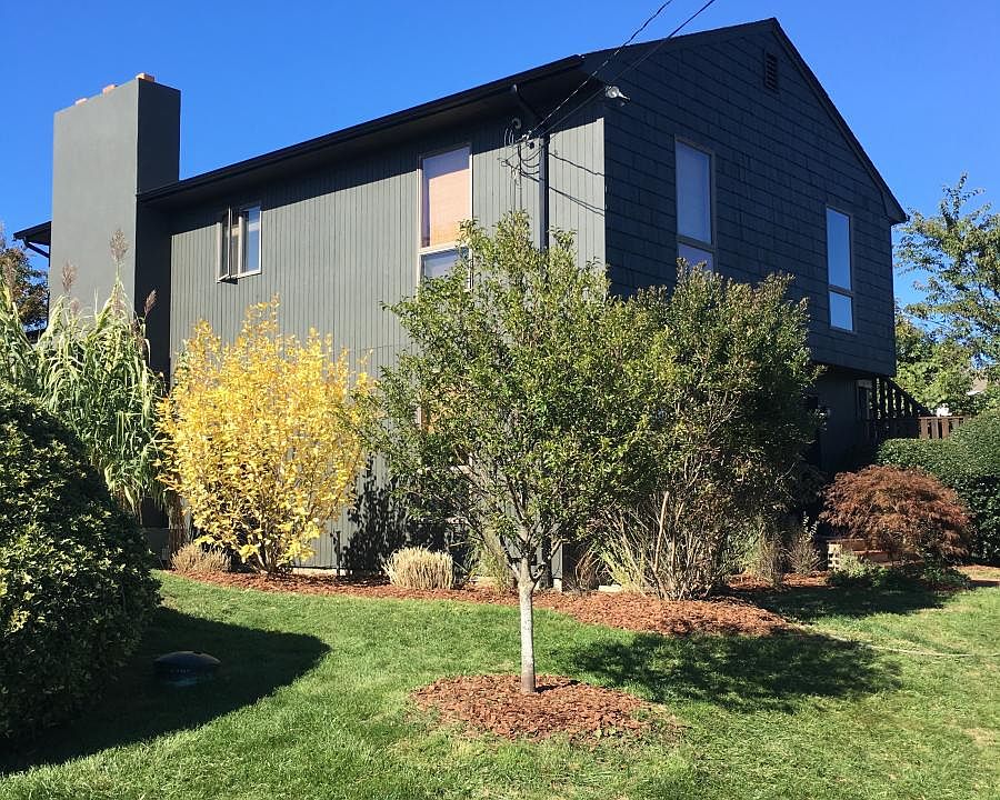 1st image of 12 Gloucester Ave