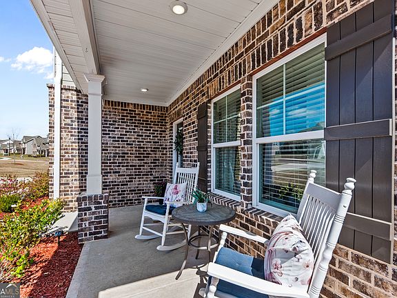 2nd image of 1356 Pine View Trl