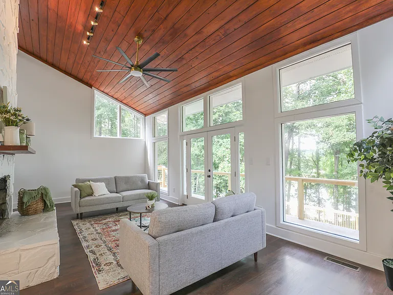 212 Southland Dr — Photo 37