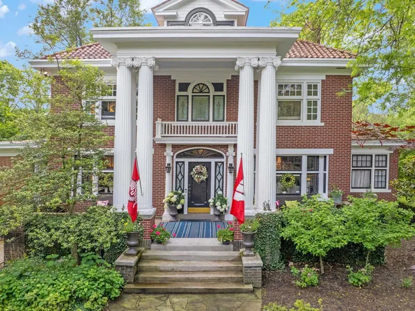 2465 E Broad St, Columbus, OH 43209