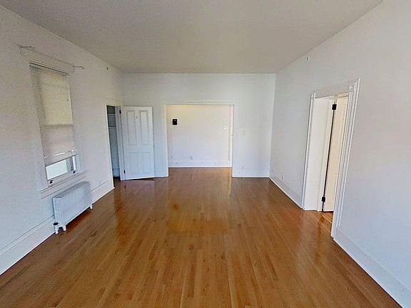 5th image of 41 Taylor Ave #1