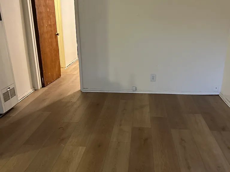 2130 S Mallul Dr #6 — Photo 2