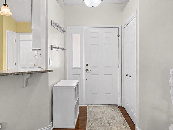4th image of 34 Kingfisher Cir