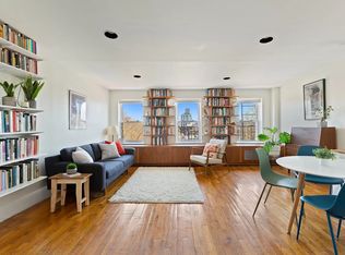 8 1st St #4, Brooklyn, NY 11231