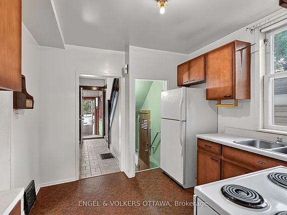 5th image of 9 Geneva St