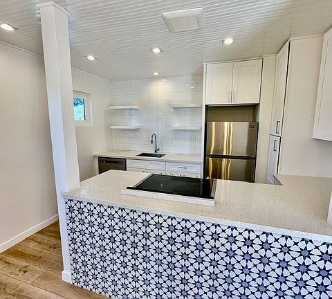 5th image of 160 Ash Ave APT 1