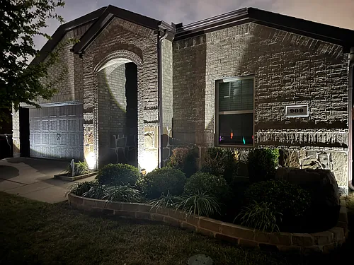 909 Holly St Photo 1