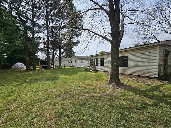 2nd image of 305 S 17th Ave