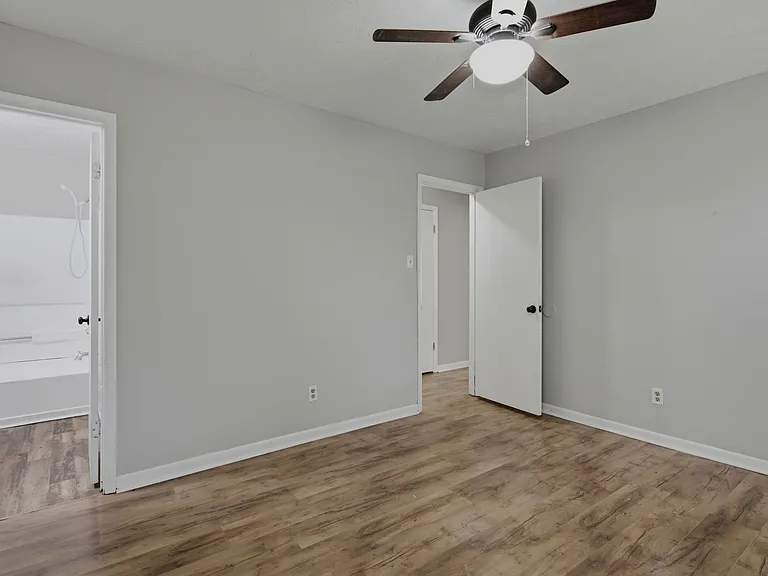 6984 Timberwood Dr — Photo 28