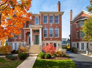 307 N Fremont St, Naperville, IL 60540