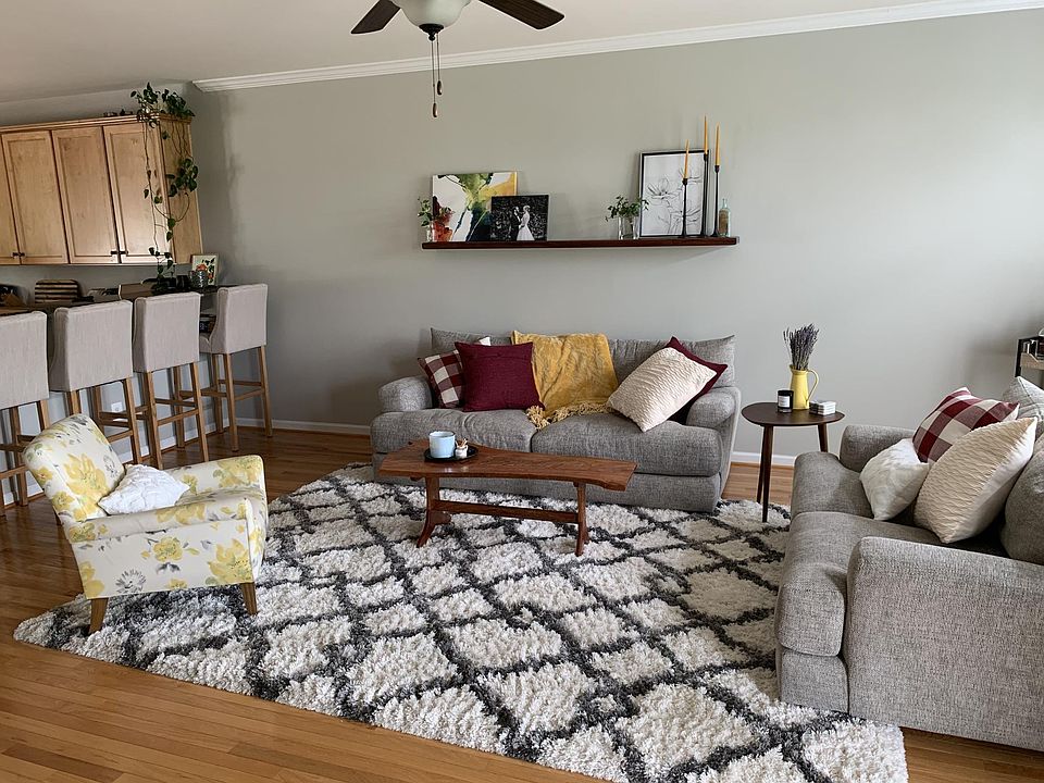 main living space - 2nd floor