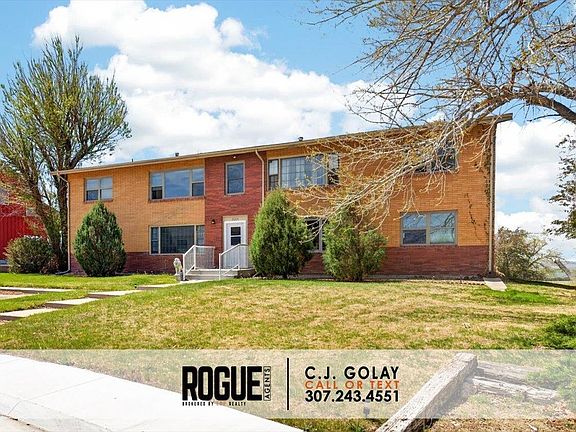 2nd image of 2044 Westwood Hill