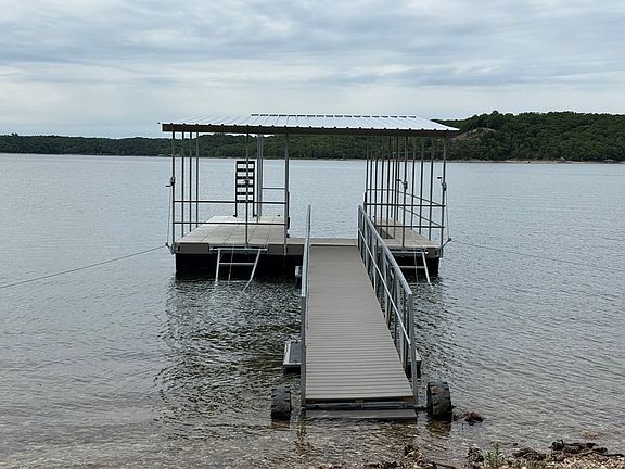 2nd image of 18312 Roth Ridge Rd #26-31