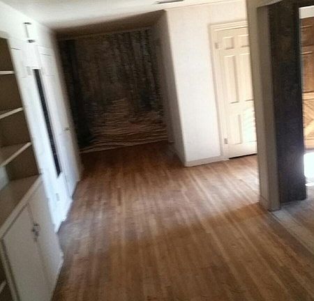 3rd image of 1414 N Belmont Ave