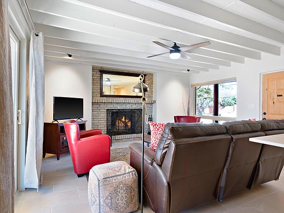 2nd image of 1417 Agua Fria St #B