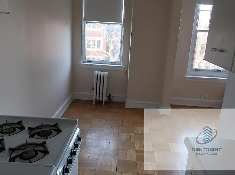 1209 W Sherwin Ave #1209-101 — Photo 10