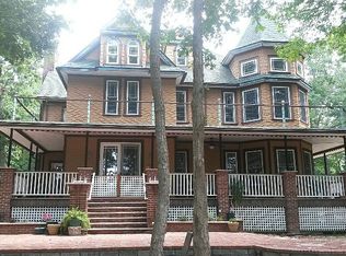 168 Belleview Ave, Center Moriches, NY 11934