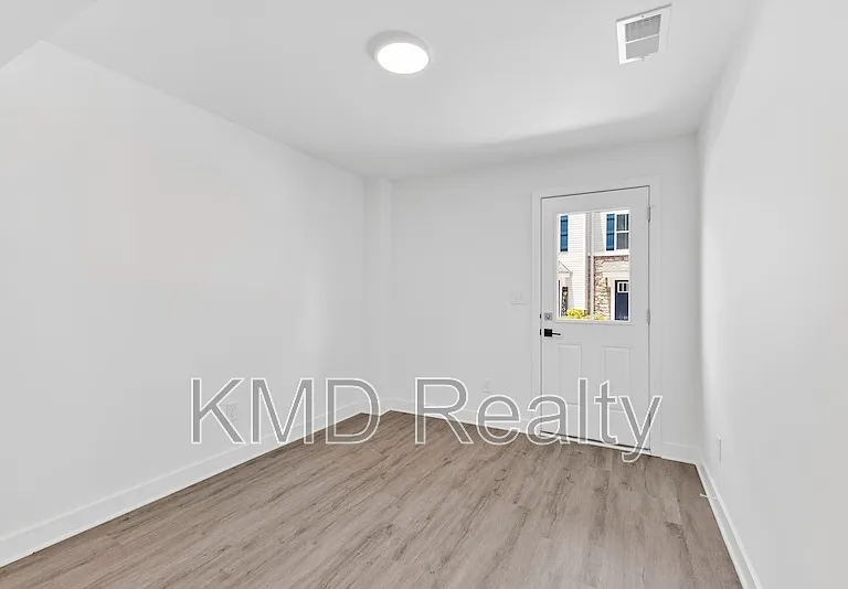 1713 Aspire St — Photo 7