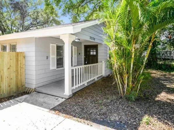 2008 E Henry Ave, Tampa, FL 33610