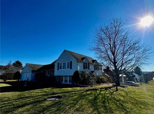 1395 2nd Ave, Hellertown, PA 18055