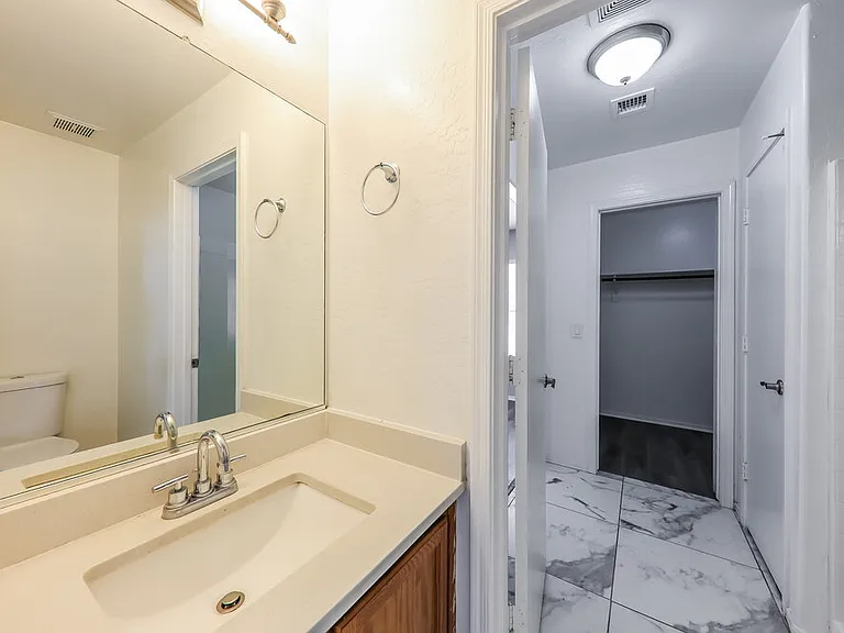 11845 W Lupine Ave — Photo 13