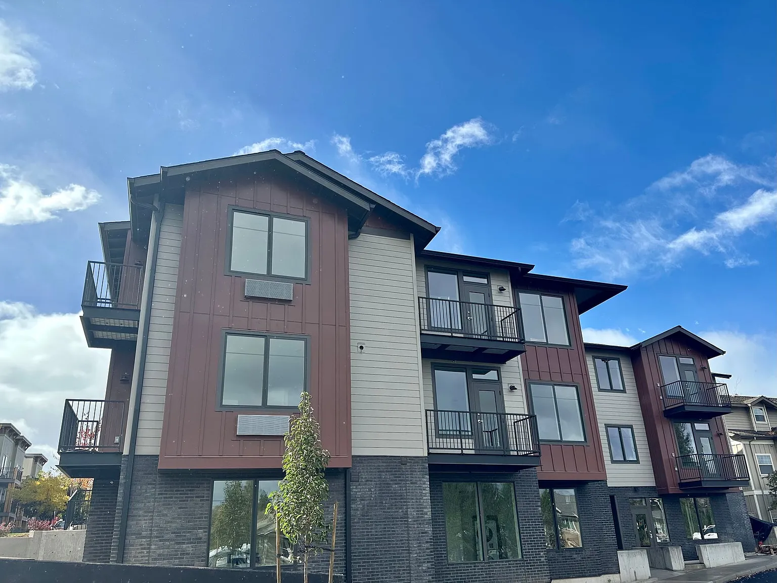Bradbury Pointe Apartments — Photo 3