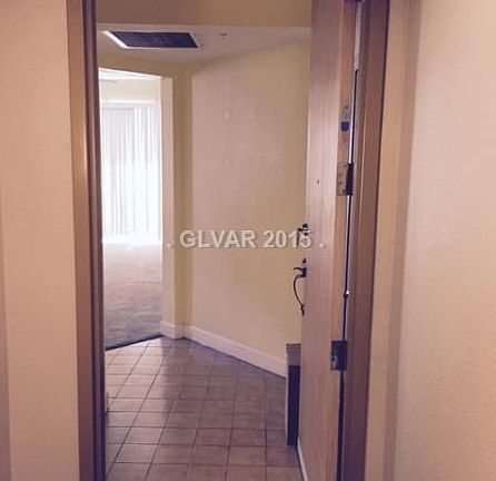 4th image of 83 E Agate Ave Unit 302