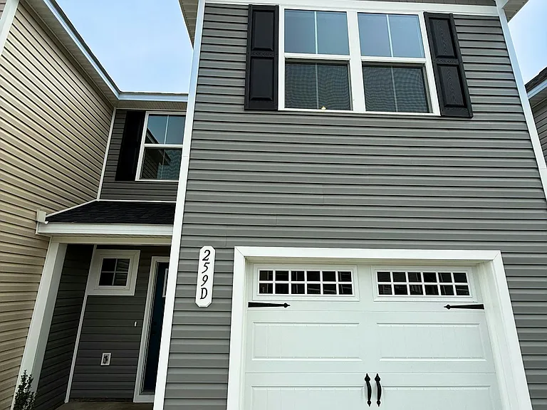 259 Christiana Ln #D — Photo 1