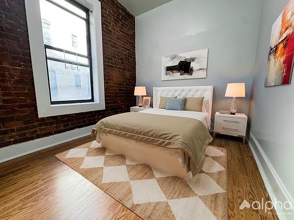 3rd image of 315 E 108th St APT 4B