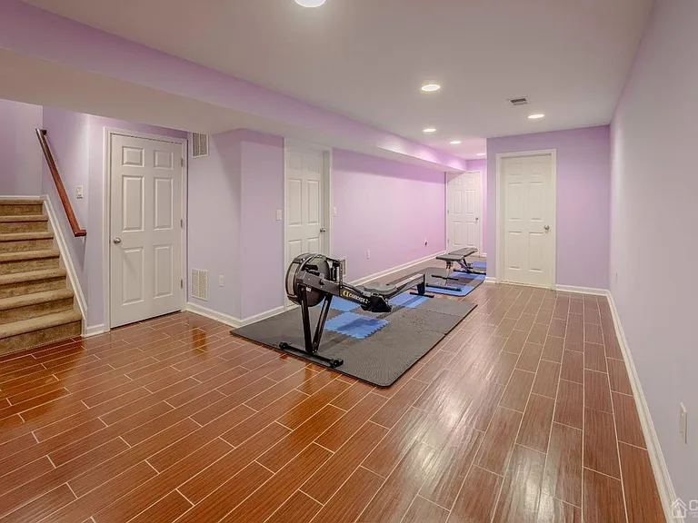 2474 N Canterbury Ln — Photo 38