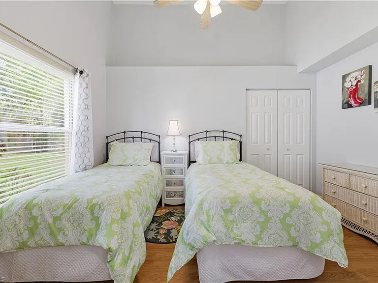 5778 Greenwood Cir — Photo 5