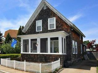 9 Grant Ave, Riverside, RI 02915